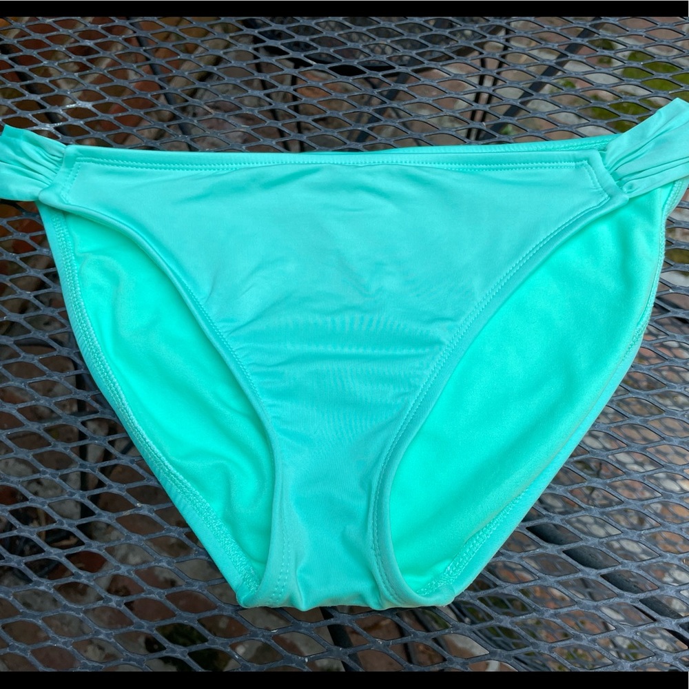 MOSSIMO AQUA BIKINI bottoms Size L